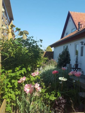 The Loft. Studio-apartment in old farmhouse in Hundested